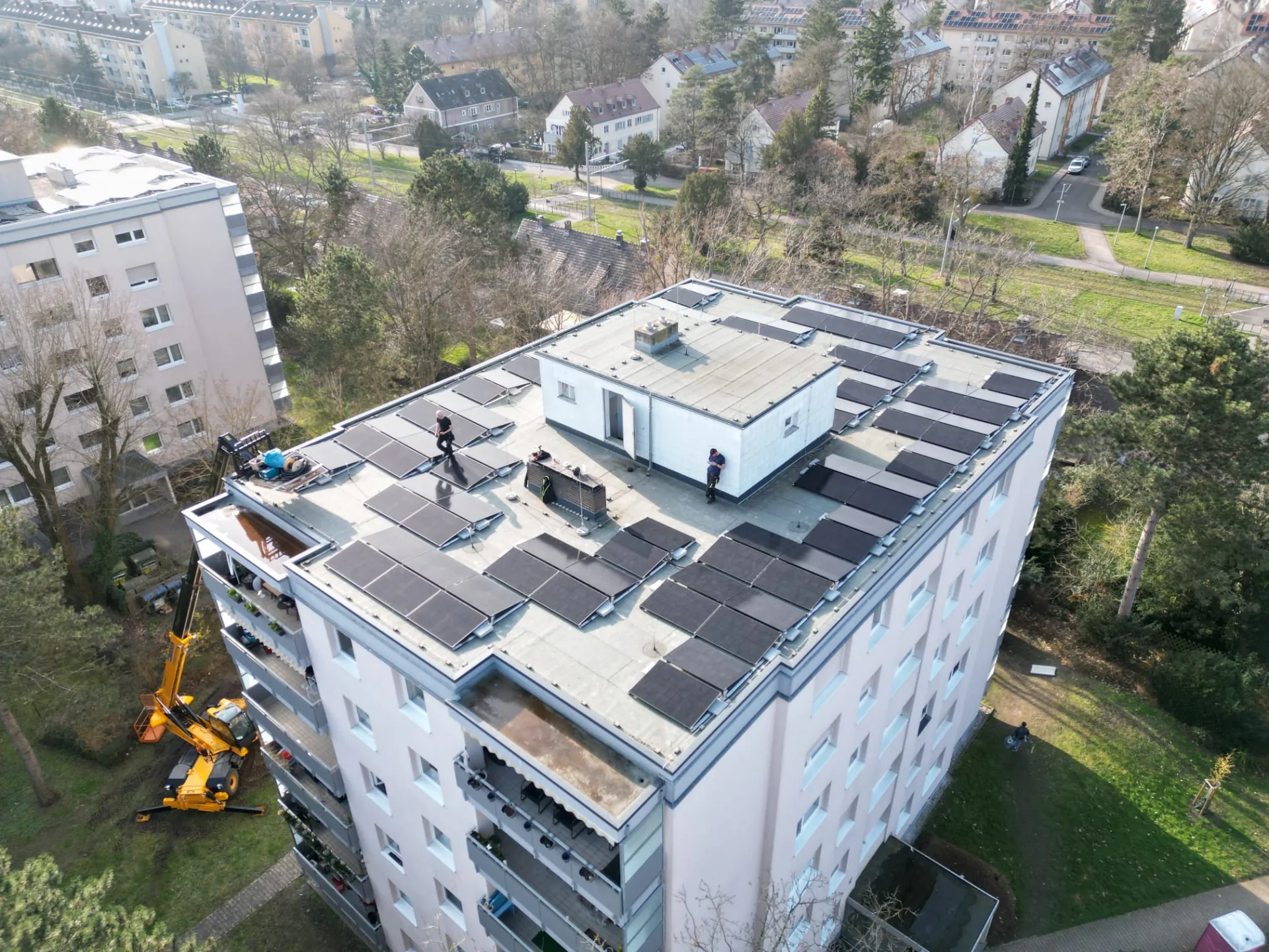 Dachanlage auf einem Hochhaus – Offenburg, DE