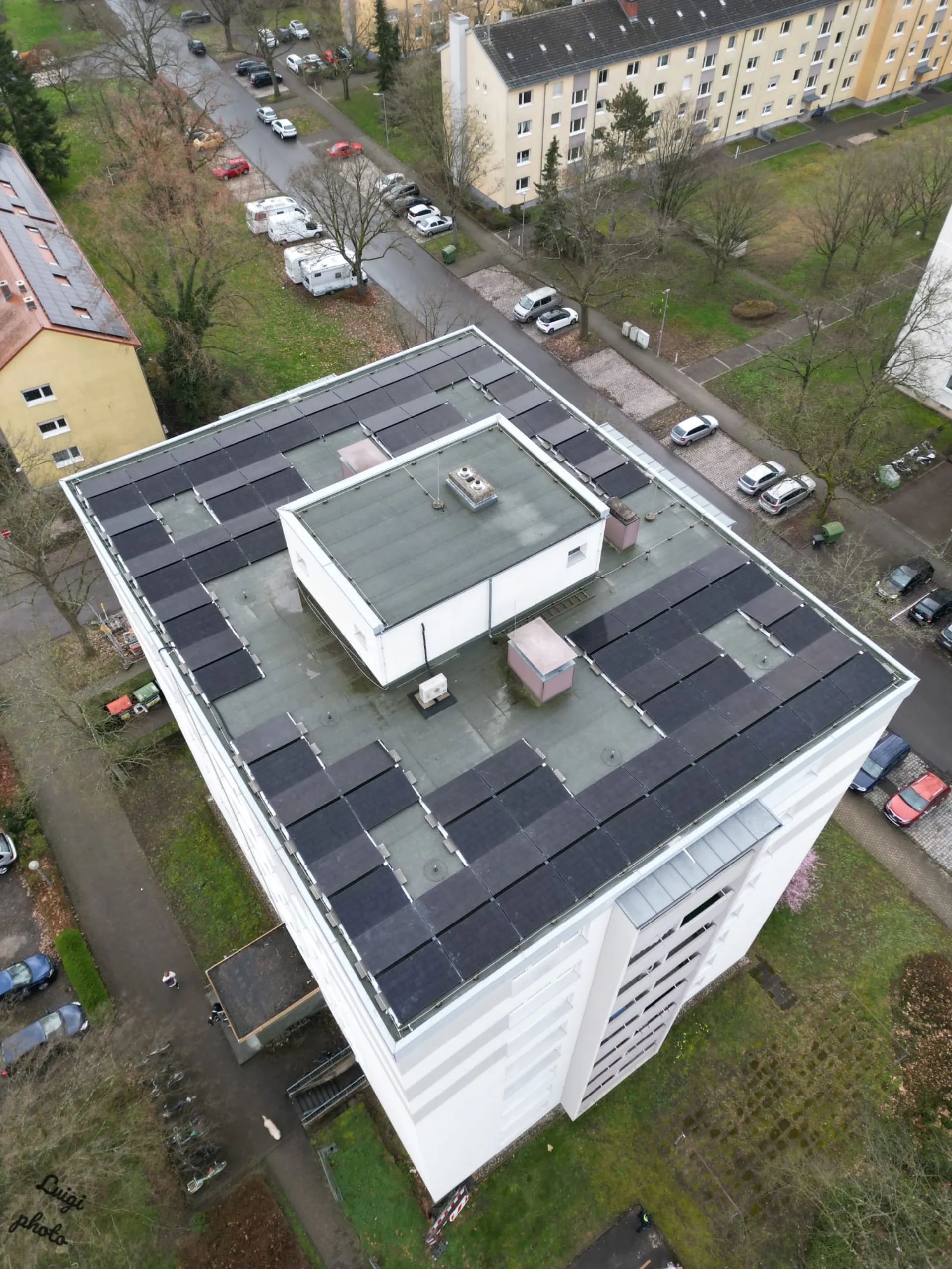 Dachanlage auf einem Hochhaus
